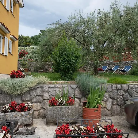 Blue Apartman *