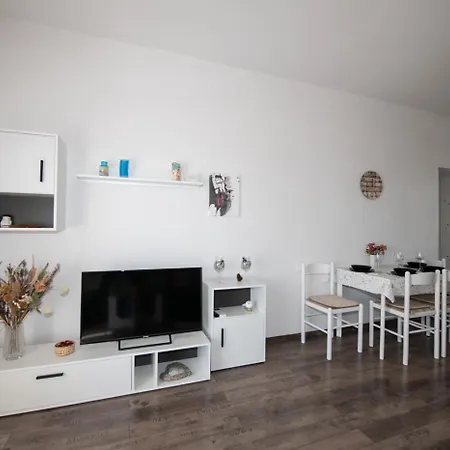 Blue Apartment Ika